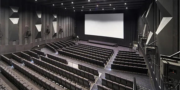 松竹株式会社 様　シネマコンプレックス「新宿ピカデリー」