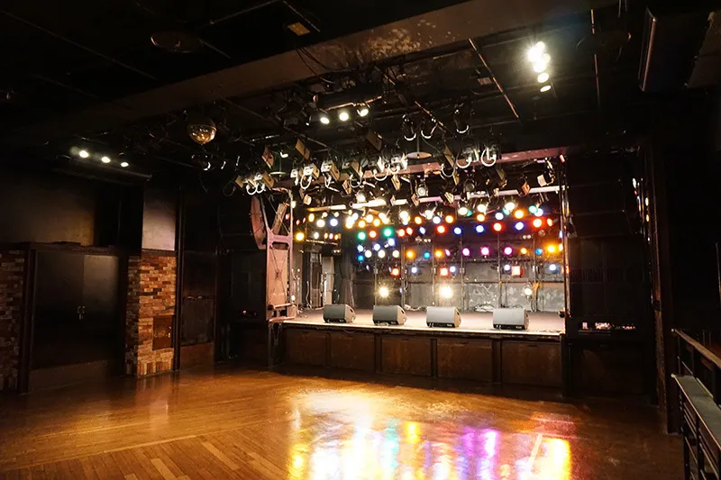 ライブハウスレポート/名古屋CLUB QUATTRO（Vi5000,Vi7000） - ヒビノマーケティング Div.